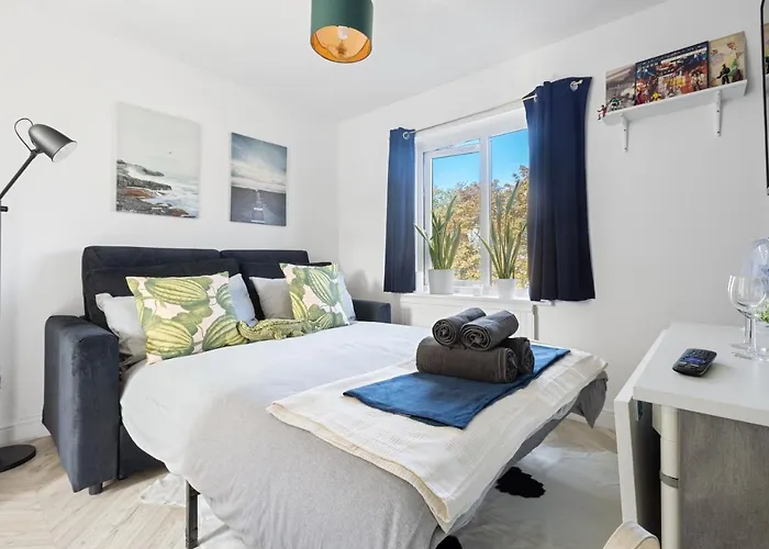 Tranquil 1 Bed Flat In East London